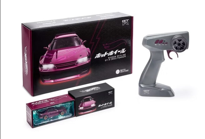 Hot Wheels RC Nissan Skyline R32 Pandem GTR Formula Drift, a Radiocontrol 1:64